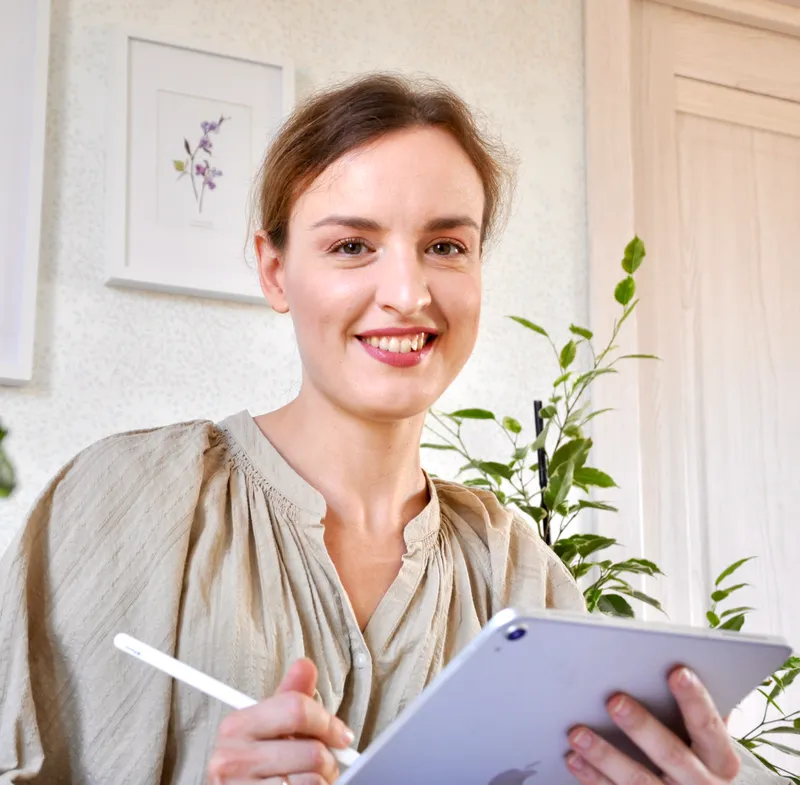 Anastasiia Asiosi, illustrator